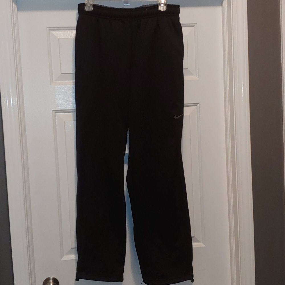 Nike Therma Fit Pants Item #379431-010